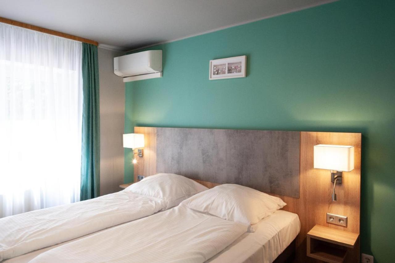 Hotel Bluechertal Бахарах Екстериор снимка